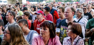 042 Ben&aacute;tsk&aacute; noc 2013